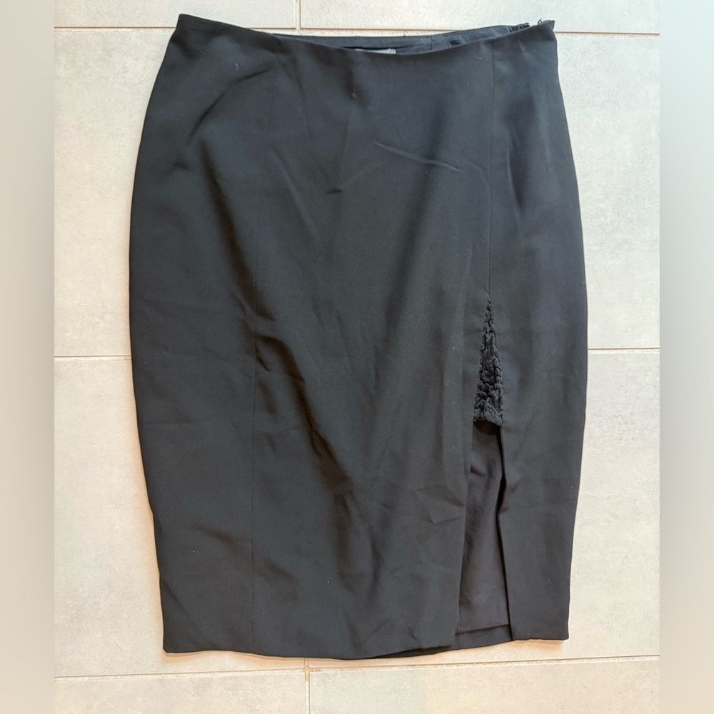 Guess Elegant Black Pencil Skirt